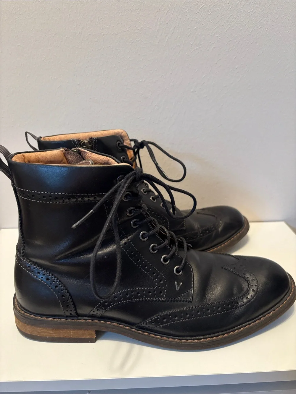 Vionic classic black